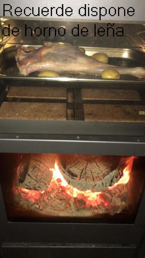 Casa De Las Letrinas Alta, 2 Habt 5 Mas 1 Pers Max Chimenea Con Horno Puerto de la Laja Exterior photo